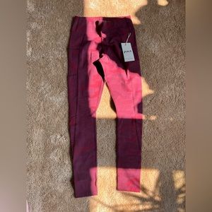 Pact organic leggings NWT